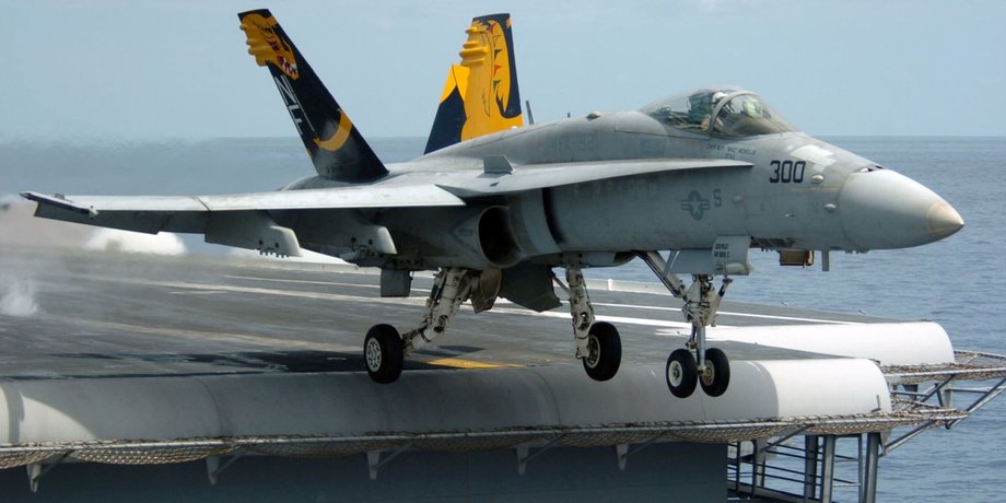 Истребитель F/A-18 Hornet / Фото: en.wikipedia.org