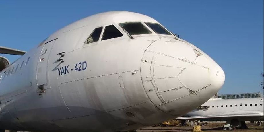На AutoRia виставили на продаж літак Як-42Д