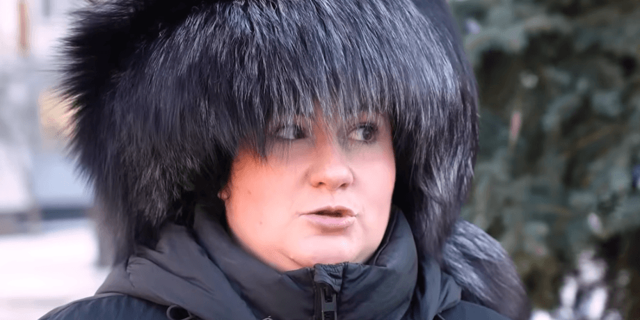 блогерка Анетта Барсівна ("Королева Троєщини")