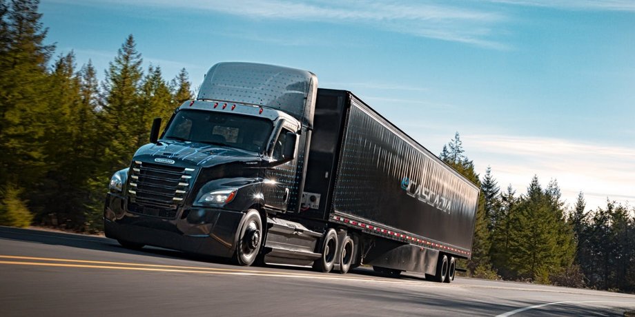 Новый Freightliner eCascadia, Freightliner eCascadia, электромобиль Freightliner eCascadia, Freightliner Cascadia