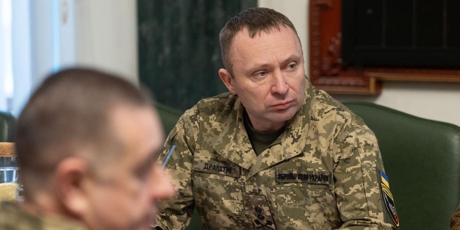 Сирський розформував угруповання "Дніпро", яке очолював генерал Драпатий