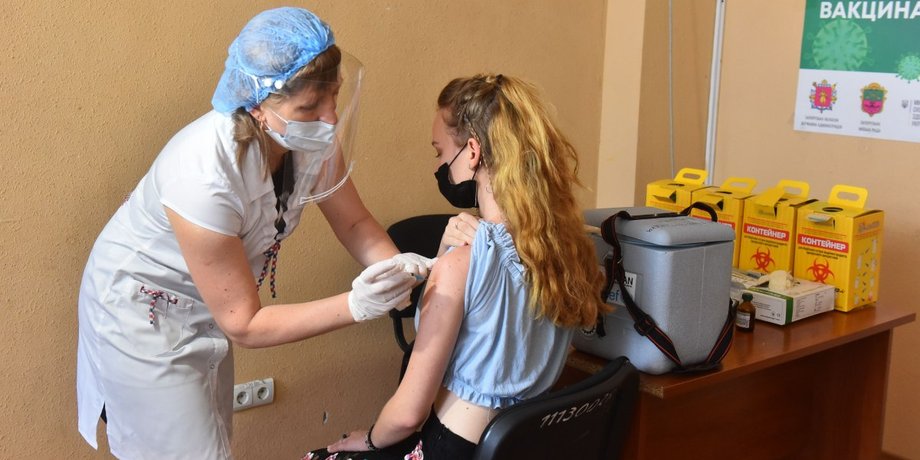 вакцинація, вакцинація в Україні, вакцинація рятувальників, обов'язкова вакцинація в Україні