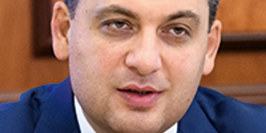 Владимир Гройсман