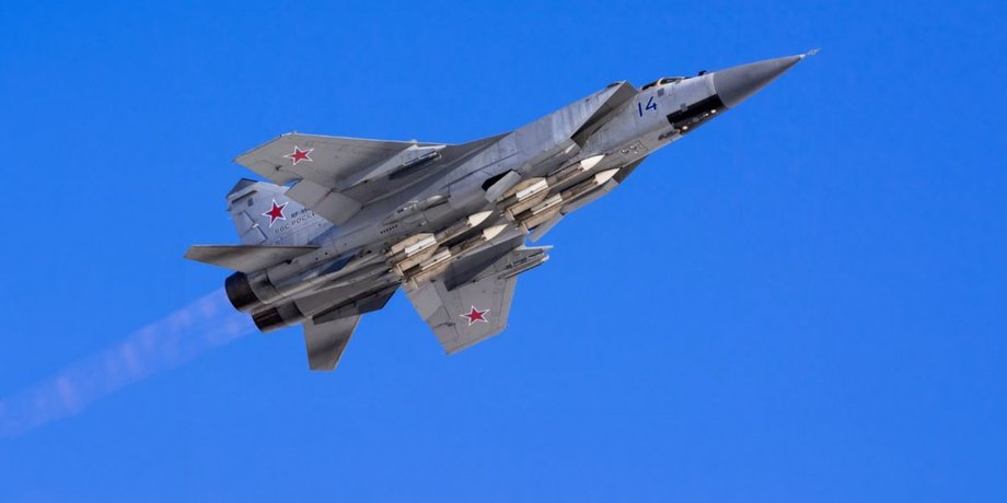 Российские МиГ-31 приблизились к Таллинну, нарушив воздушное пространство Эстонии