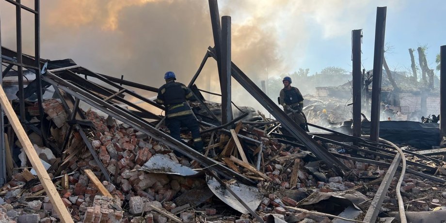 Завалы после взрыва