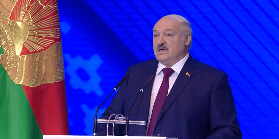 Александр Лукашенко, Беларусь, ядерное оружие