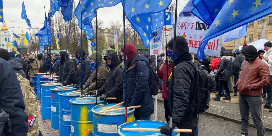порошенко арест, суд над порошенко онлайн, порошенко в суде сегодня, порошенко украина, арест порошенко, порошенко предъявили обвинение, обвинение порошенко в госизмене, порошенко предъявили обвинение в госизмене, порошенко госизмена в чем заключается