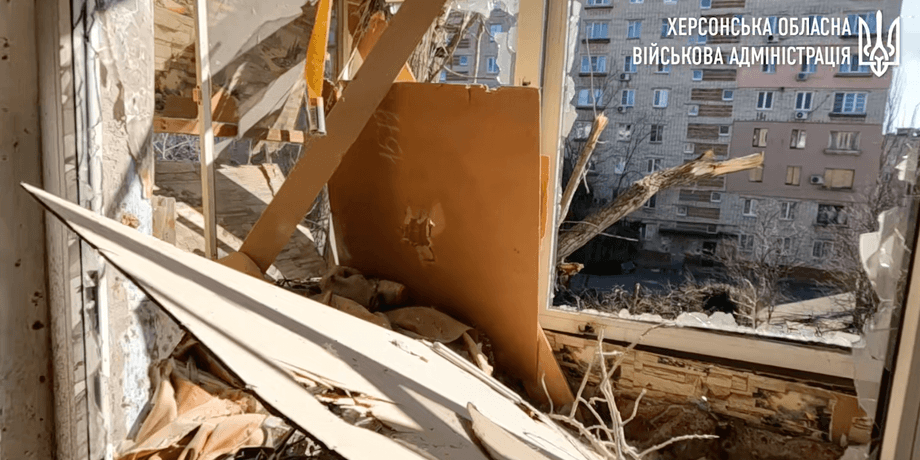 Наслідки удару ВС РФ по Херсону