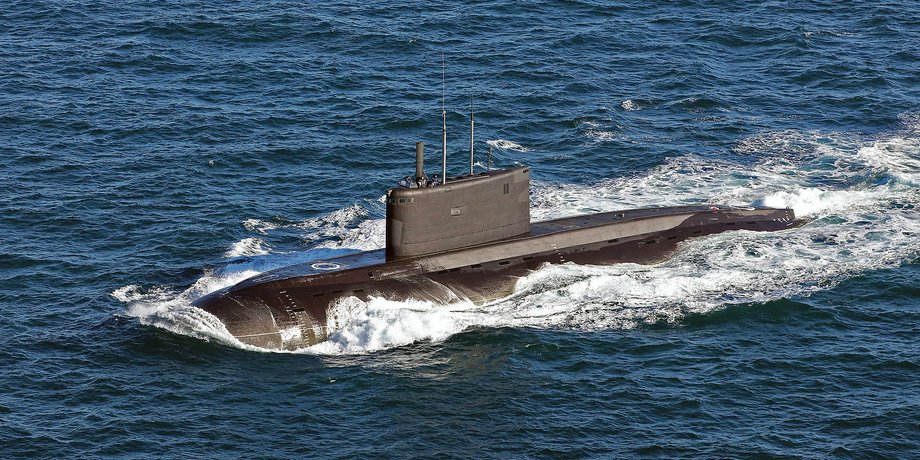 подводная лодка класса Кило РФ во время выхода в море