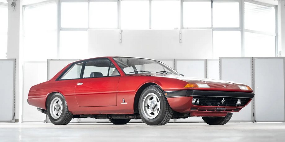 Ferrari 365 GT4
