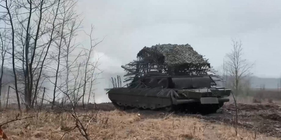 фото танка РФ во время боев в Харьковской области
