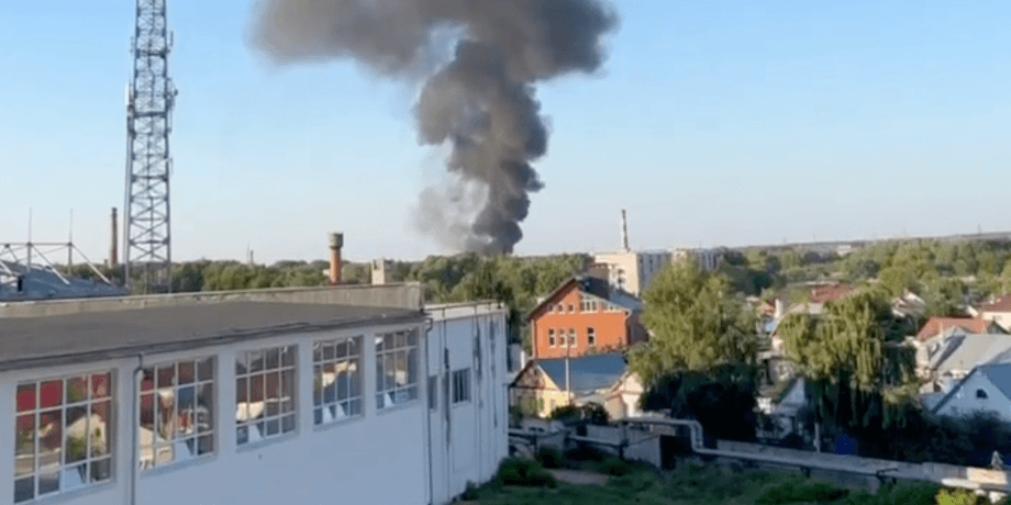 пожар в казани, пожар казань, пожар хитон, химзавод пожар