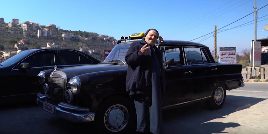 Самый старый таксист, такси Мерседес, Mercedes W110, Mercedes 190, такси Mercedes