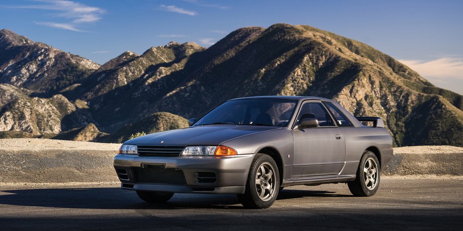 Автомобиль Nissan Skyline GT-R