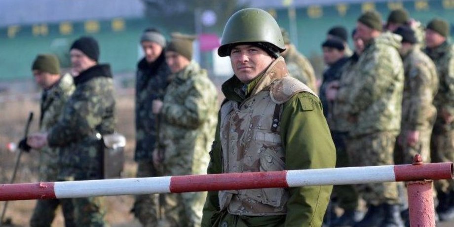 Рекрутинговый центр, военный, ВСУ, мобилизация, война в Украине. Львов, фото