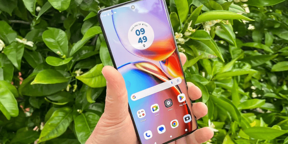 Motorola Edge 70 новий смартфон кремній-вуглецева батарея
