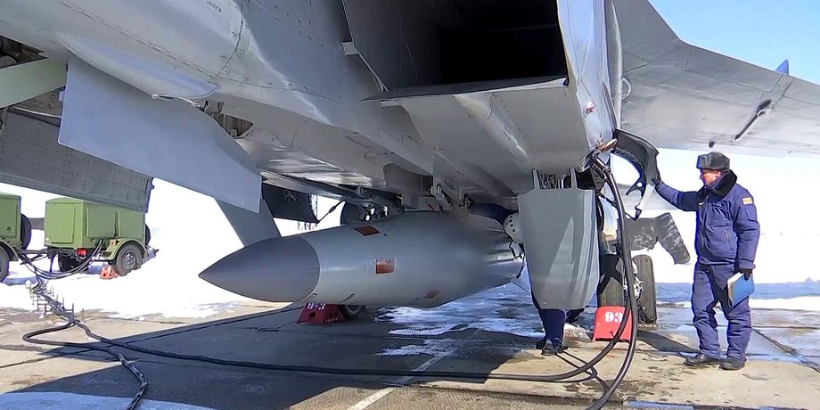 МиГ-31К, ракеты Х-47М2, Кинжал, ракеты Кинжал