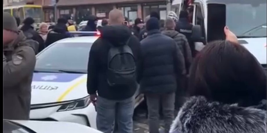 Львов, ТЦК, задержка водителя