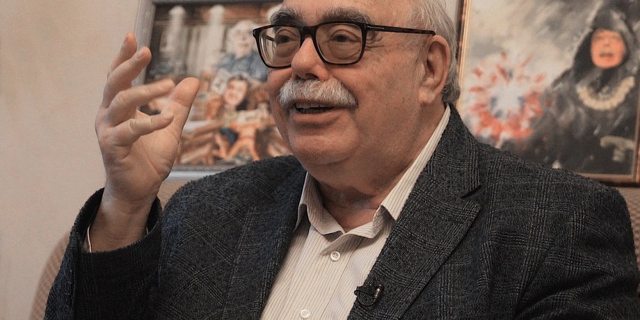 Александр Пасхавер