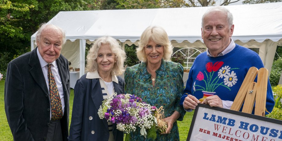 королева камилла, платье. наряд