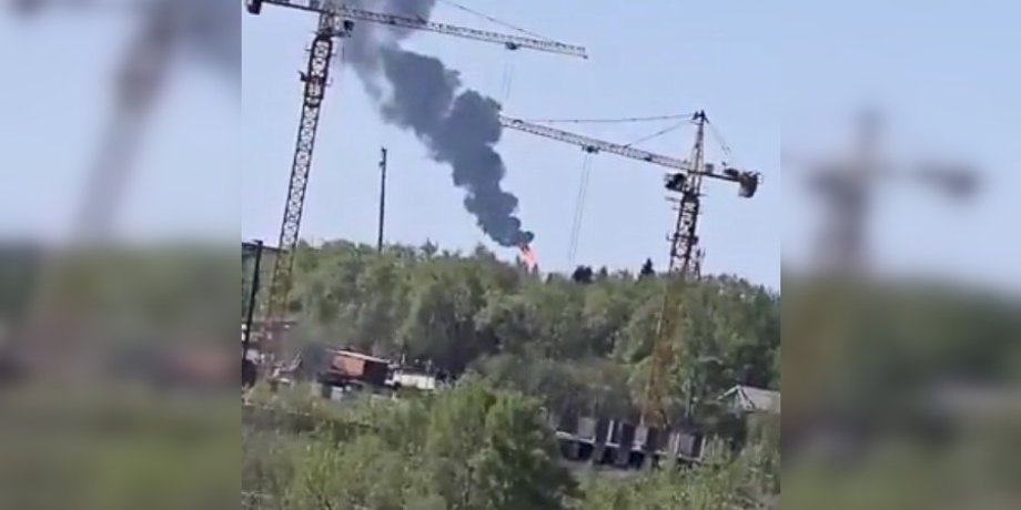 фото столба дыма над Пермью 7 мая