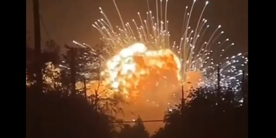 Момент вибуху під Тихорецьком, знищення складу в Краснодарському краї