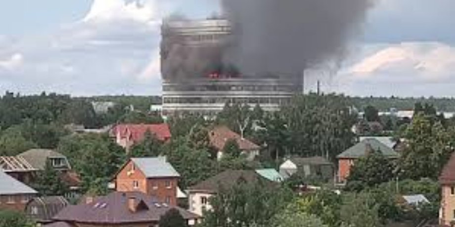 НДІ Платан у Фрязіно, Фрязіно пожежа, Фрязіно надзвичайна подія, Фрязіно вибухи, Фрязіно війна в Україні