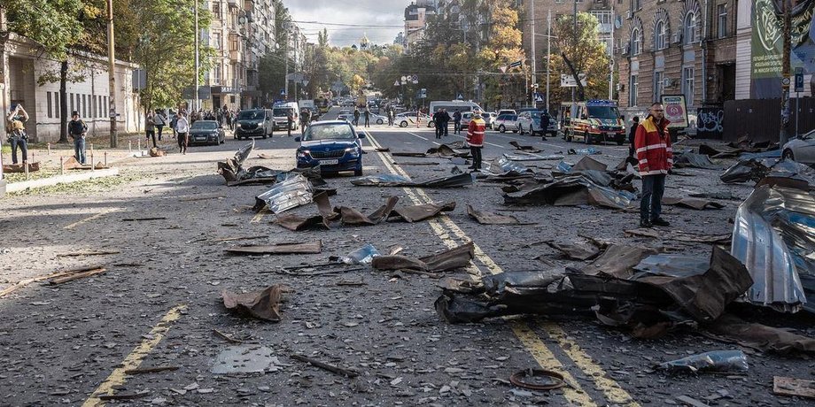 Наслідки обстрілу Києва.