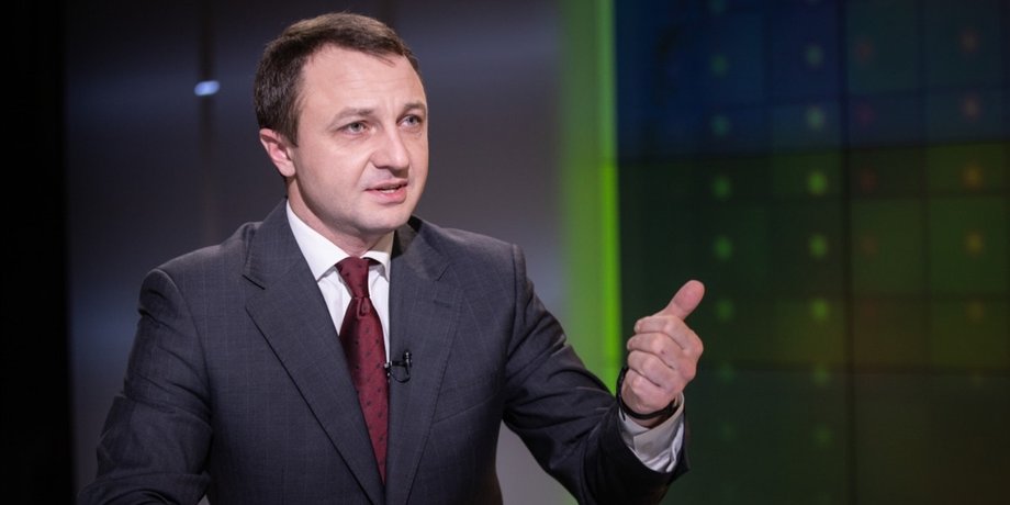 офіс мовного омбудсмена, зарплати чиновників, зарплата кремінь