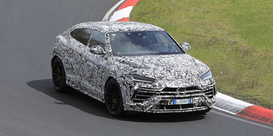 обновленный Lamborghini Urus