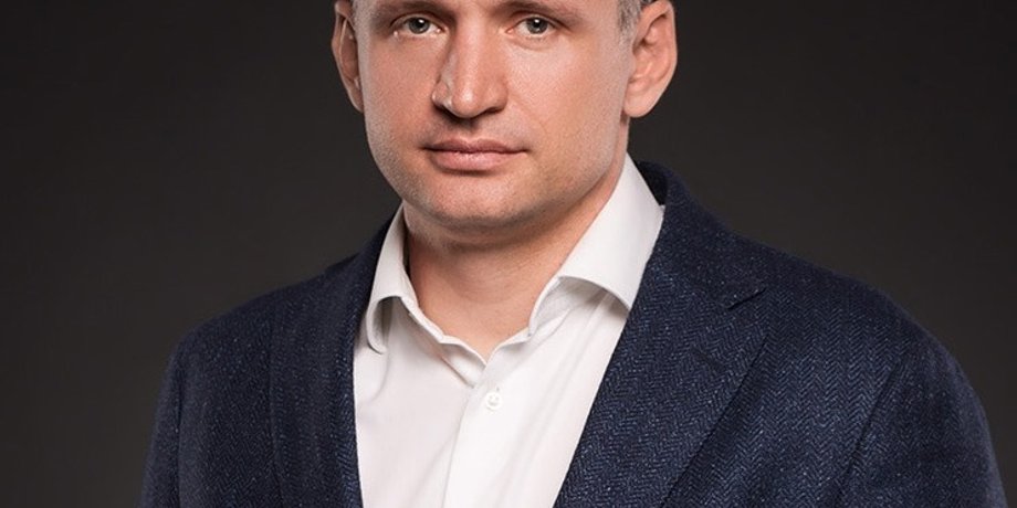 Олег Татаров