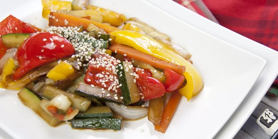Тушеные овощи, китайская кухня, овощи в воке, рецепт овощей