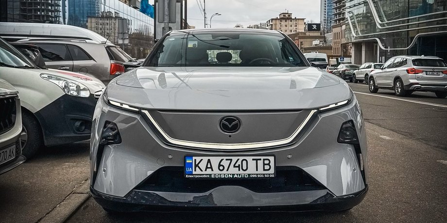 Mazda EZ-60