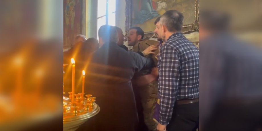 хмельницкий избили военного, Артур Ананьев, избиение военного, Артур Ананьев хмельницкий, избиение в церкви в Хмельницком, военный Артур Ананьев