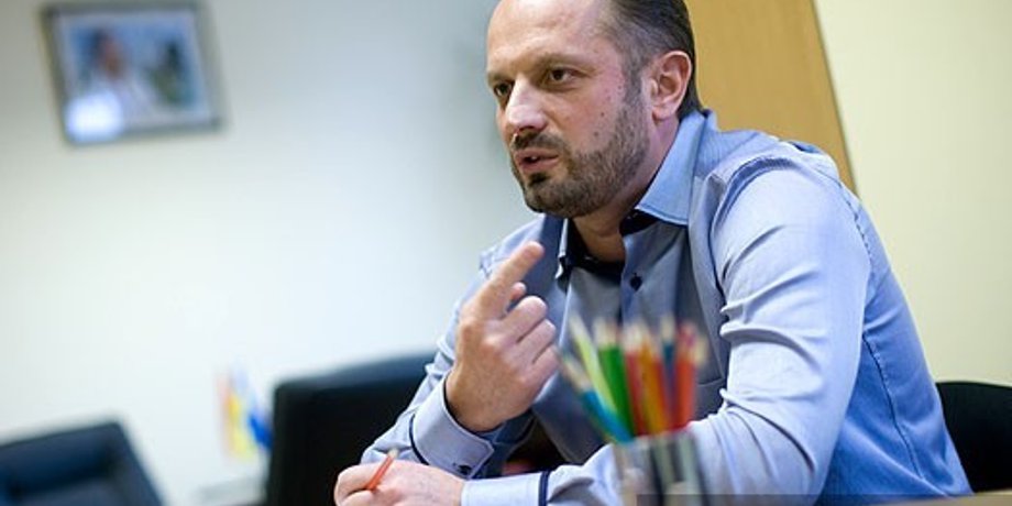 Дмитрий Стойков, Фокус