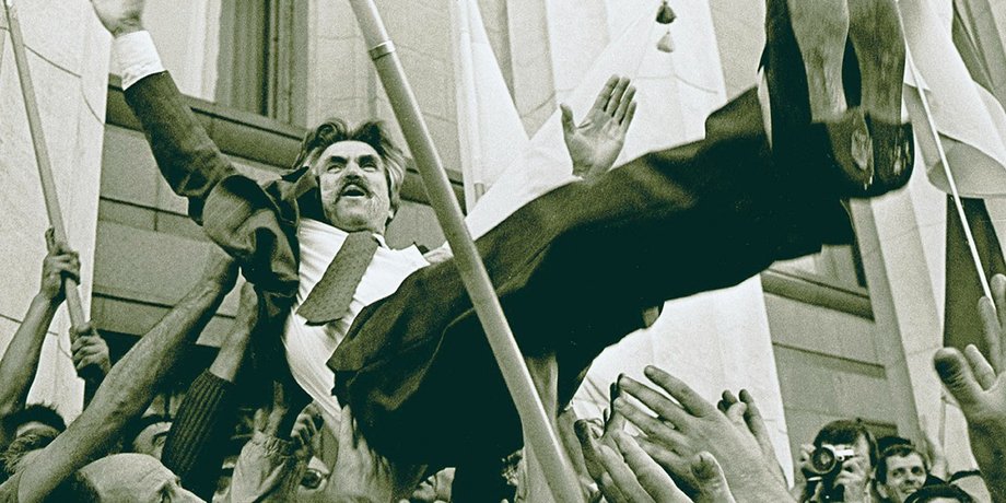 24 августа 1991 года. В день провозглашения независимости Украины диссидент Лукьяненко поднялся в небо