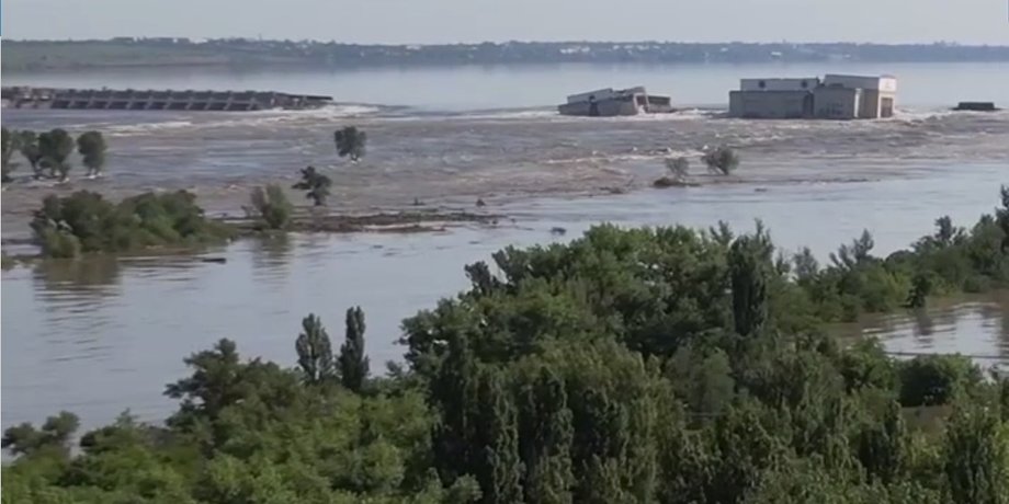 Подрыв Каховской ГЭС