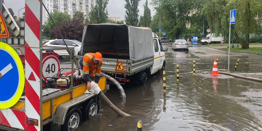 Сильный ливень в Киеве