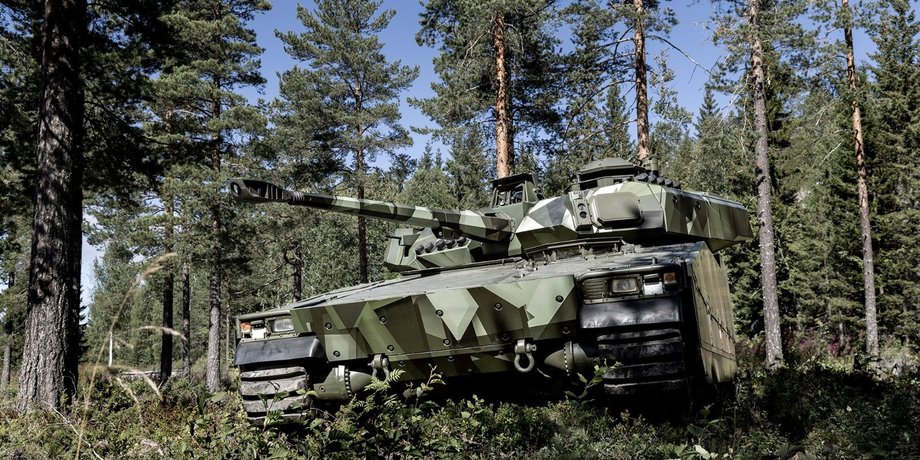БМП CV9035 MkIIIC