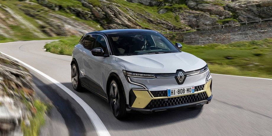 Megane E-Tech Electric 2022, электромобиль, электрический кроссовер, новый Рено, новый Renault,  внешность, экстерьер