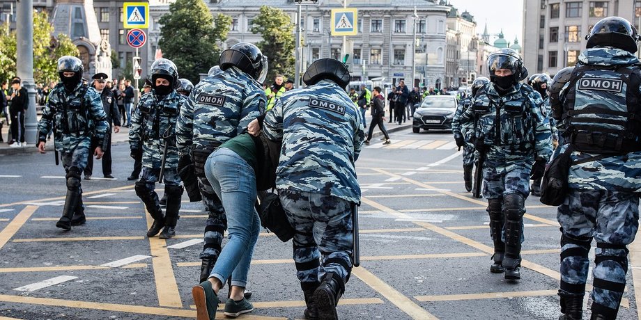 ОМОН задержание силовики протесты наказания смертная казнь пытки