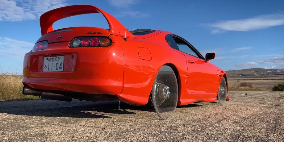 Toyota, Toyota Supra, Колеса, Пластиковые колеса, Блогеры, Курьезы, Эксперимент, Авто, Автомобили, Спорткар