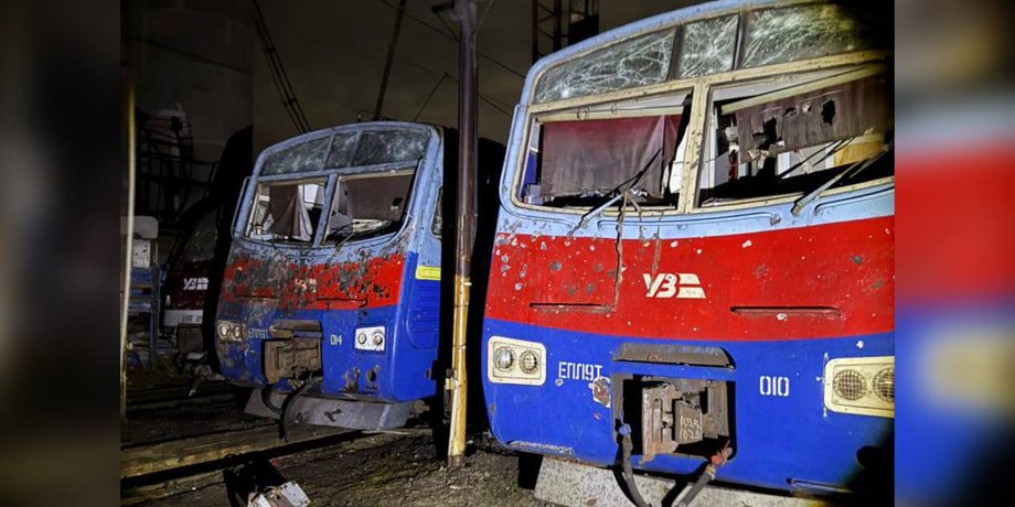 В Полтаве из-за атаки ВС РФ пострадали локомотивное депо и поезда
