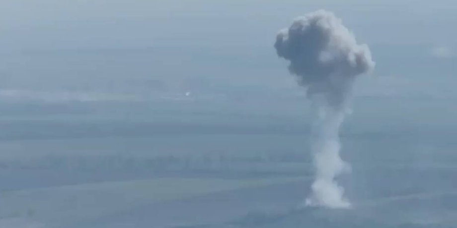 Бахмутський напрямок, вибух, російські окупанти, ворожа техніка, Армія дронів, САУ 2С1 "Гвоздика"