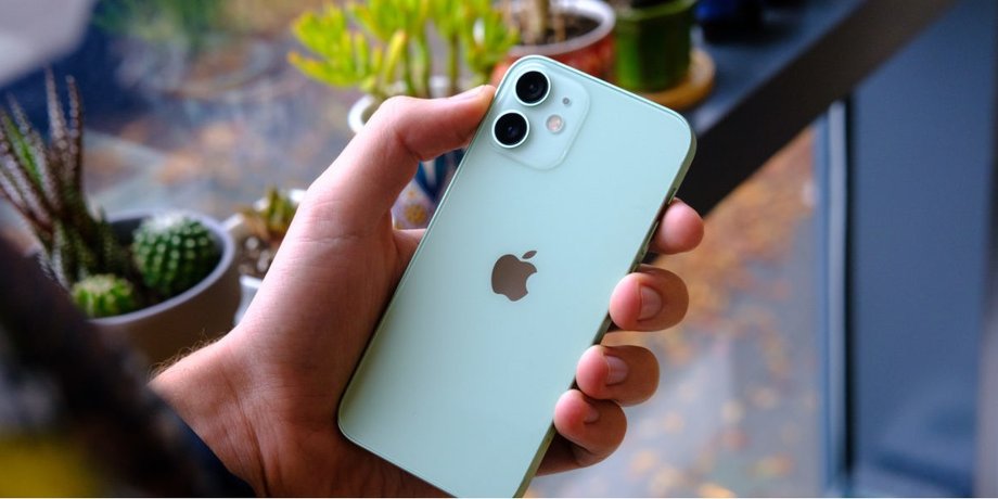 iPhone, смартфон