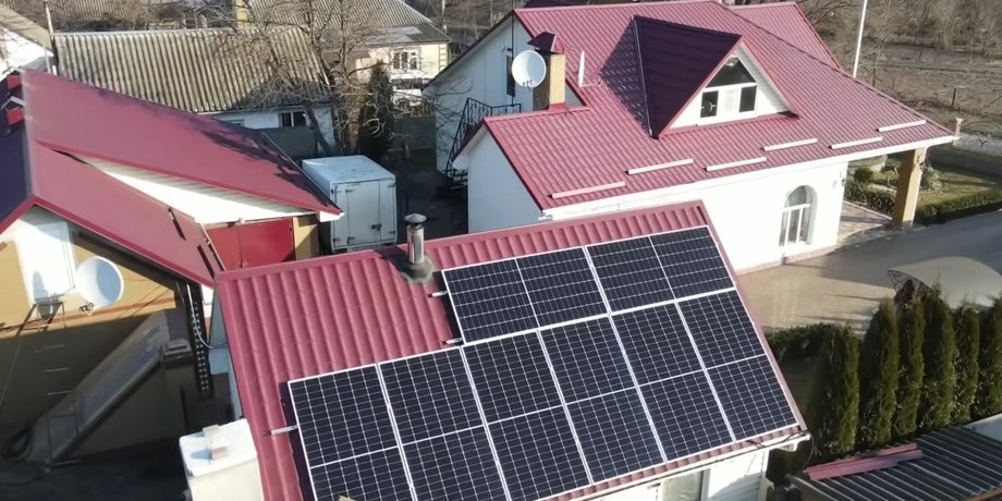 Сонячна електростанція, сонячні панелі, сонячні батареї, сонячні панелі