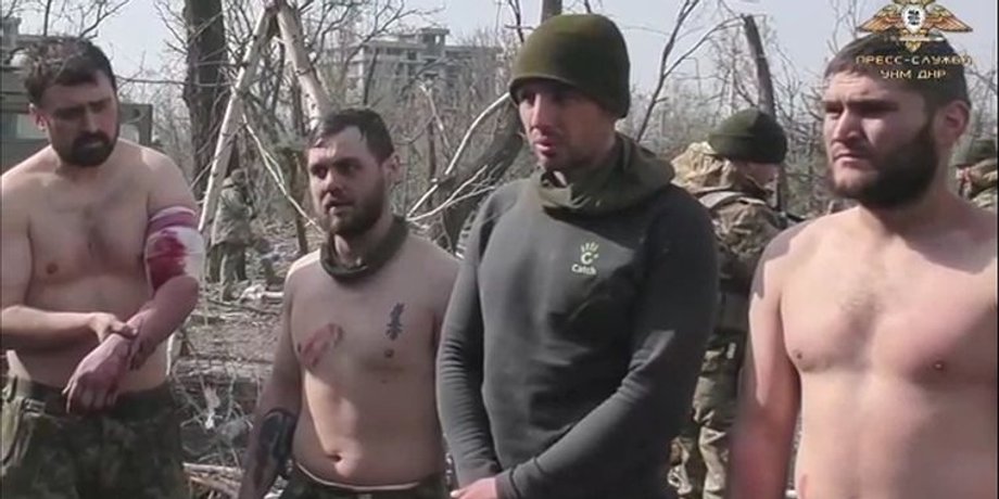 бойцы Нацгвардии Украины в плену