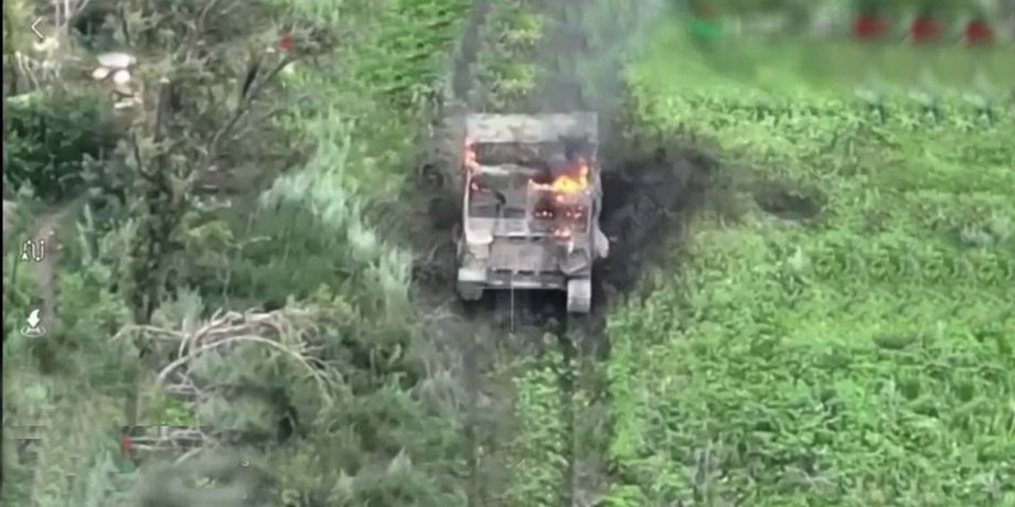 Вездеход Пластун-СН ВС РФ, Пластун-СН взрыв, Пластун-СН попадание, потери ВС РФ, Пластун-СН Луганская область, Пластун-СН Коваленко