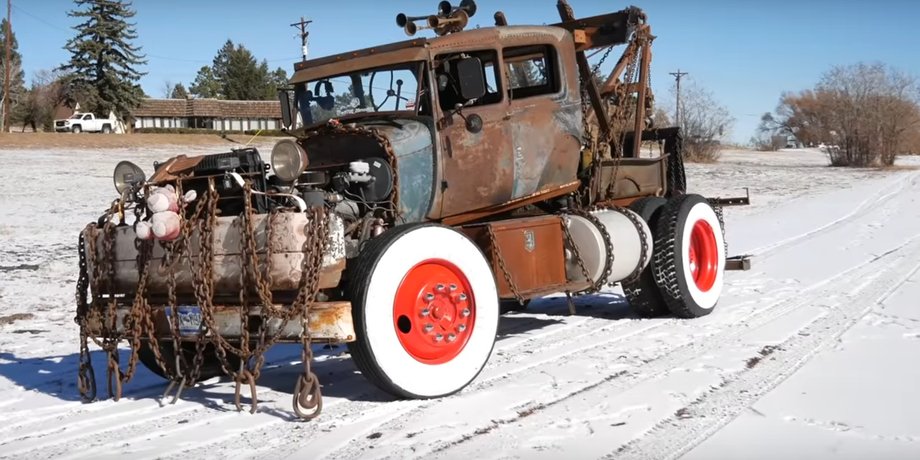 сырник из тачек, авто из мультфильма тачки, Ford F700, Ford Model A