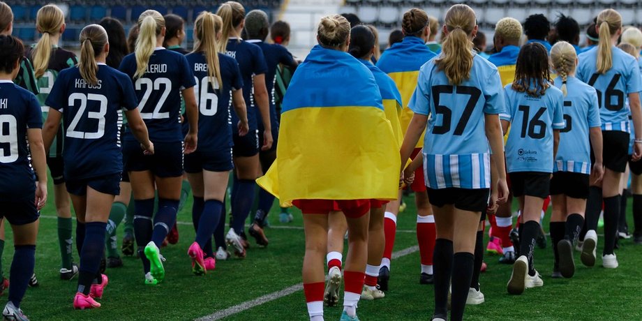 ФК Кривбас, втікачі. футбол, футболістки